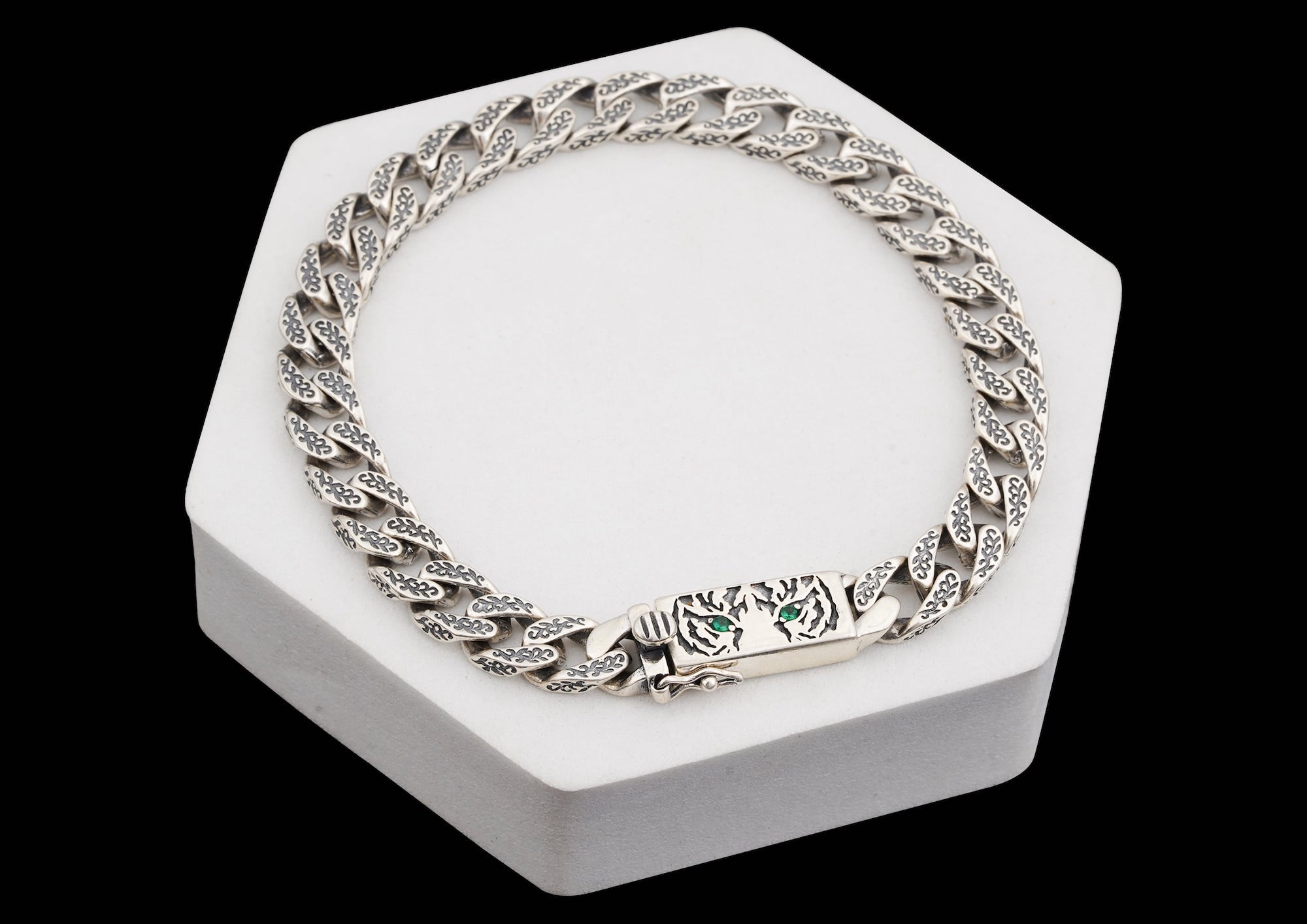 Gucci Sterling Silver Tiger Head Bracelet | Harrods AE